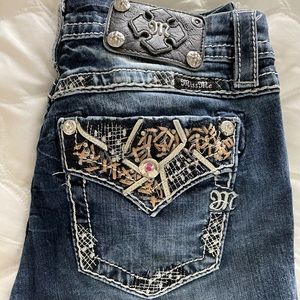 Miss Me Cropped Jeans Size 28 x 24-1/2